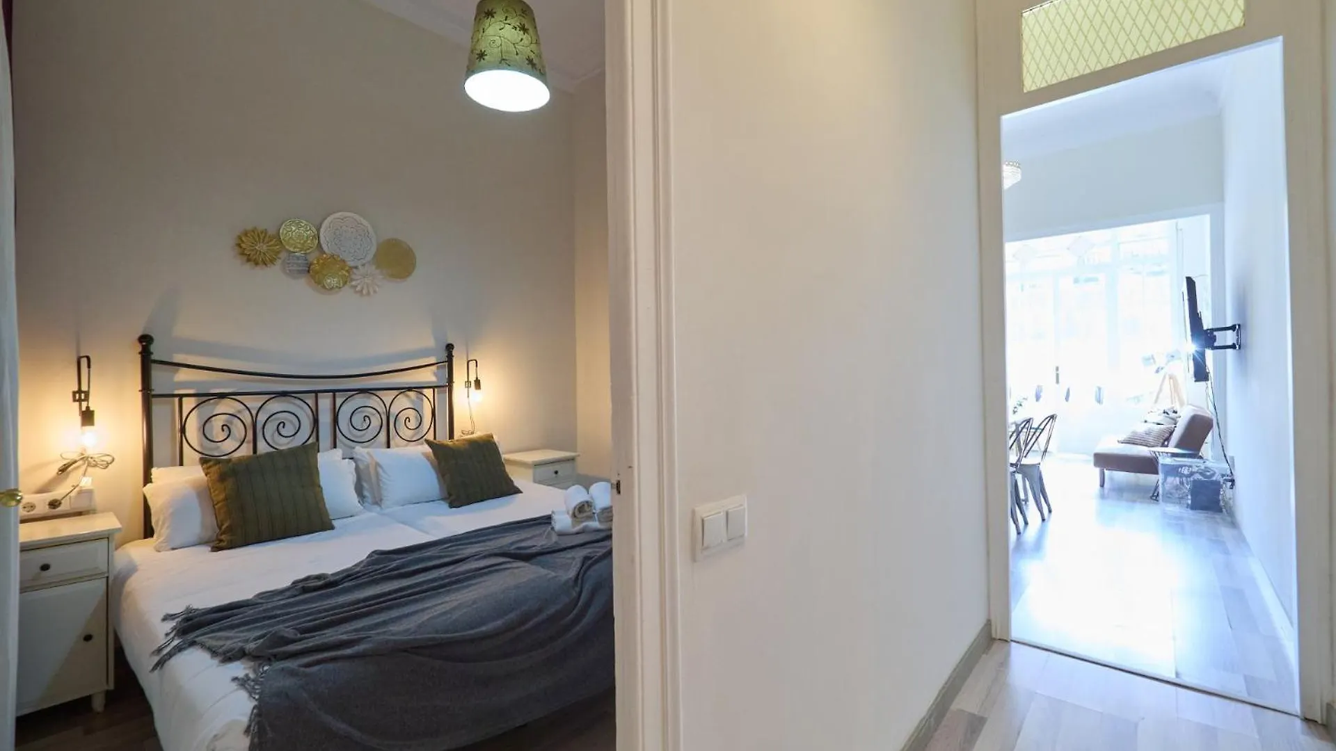 Barcelonaforrent The Living Apartment 0*, Barcelona