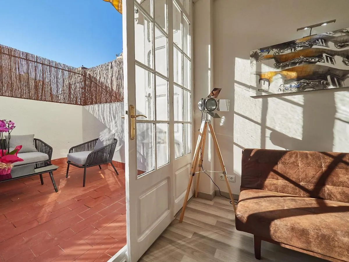 Barcelonaforrent The Living Apartment