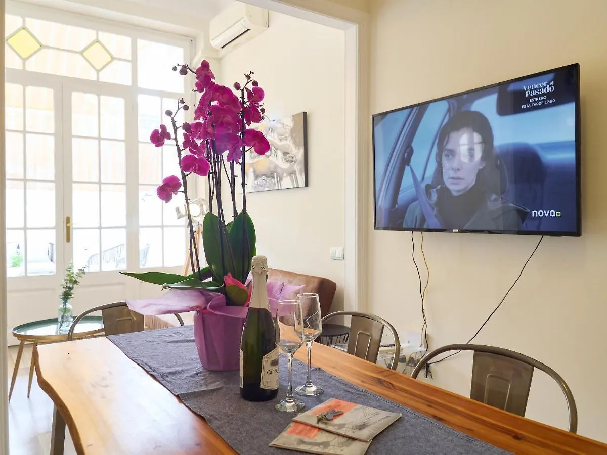 Barcelonaforrent The Living Apartment 0*, Barcelona Spain