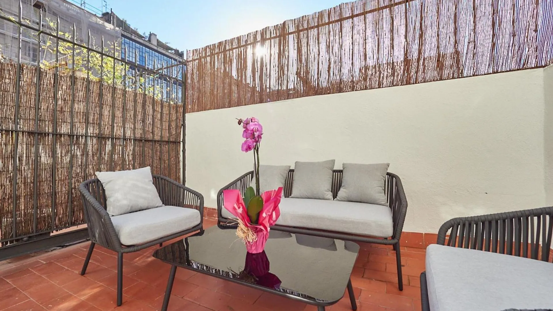 Barcelonaforrent The Living Apartment Spain