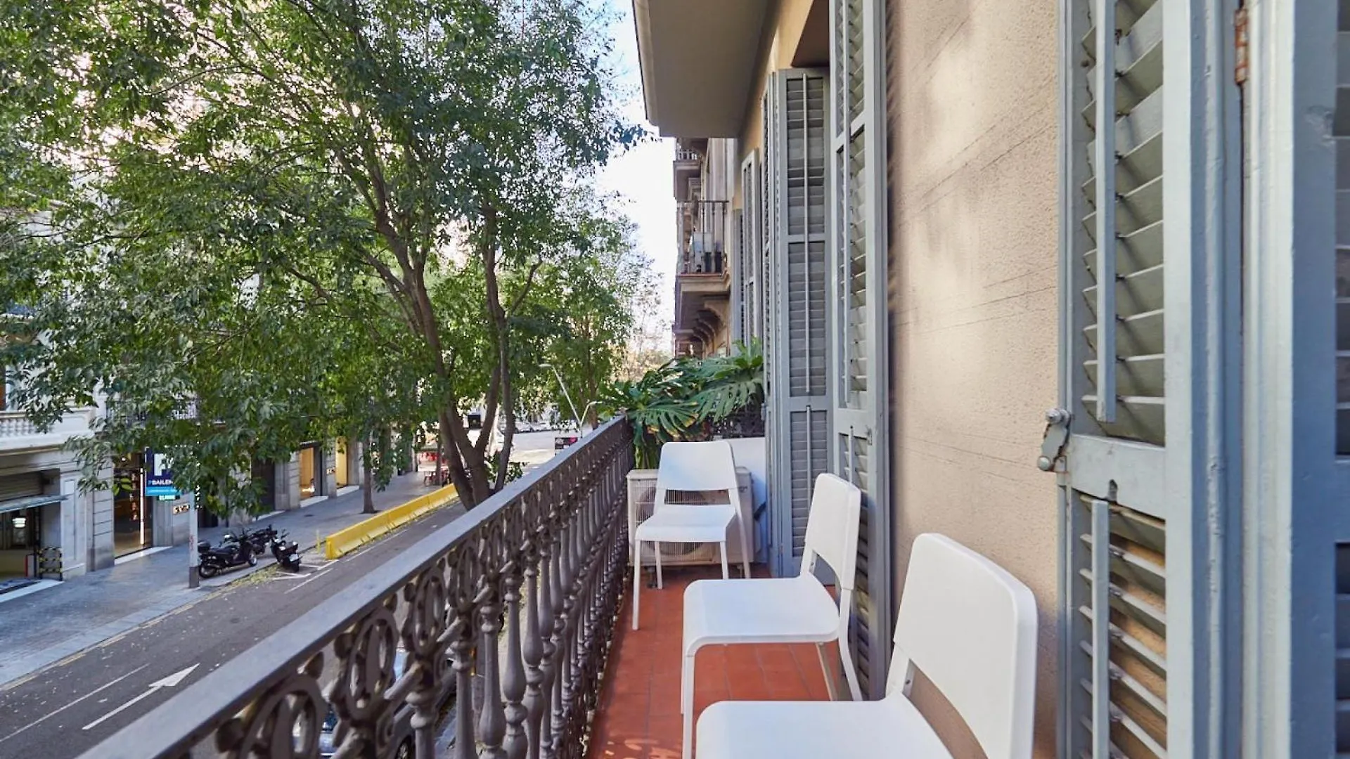 Barcelonaforrent The Living Apartment